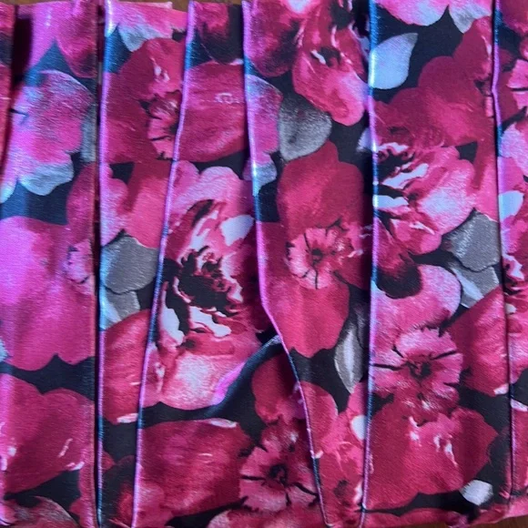 NWT White House Black market pink floral purse - Picture 4 of 5